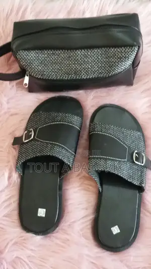 Sandales Et Sacoche Homme