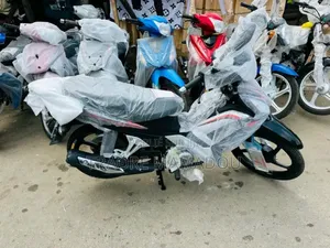 Nouveau TVS Apache RTR 160 4V Fi 2024 Blanc