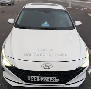 Hyundai Elantra Limited 2022 Blanc