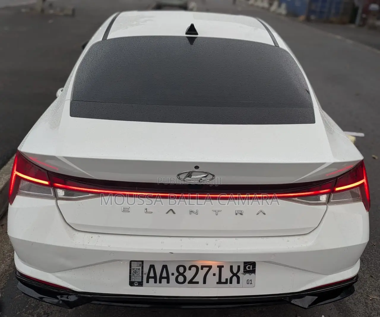 Hyundai Elantra Limited 2022 Blanc