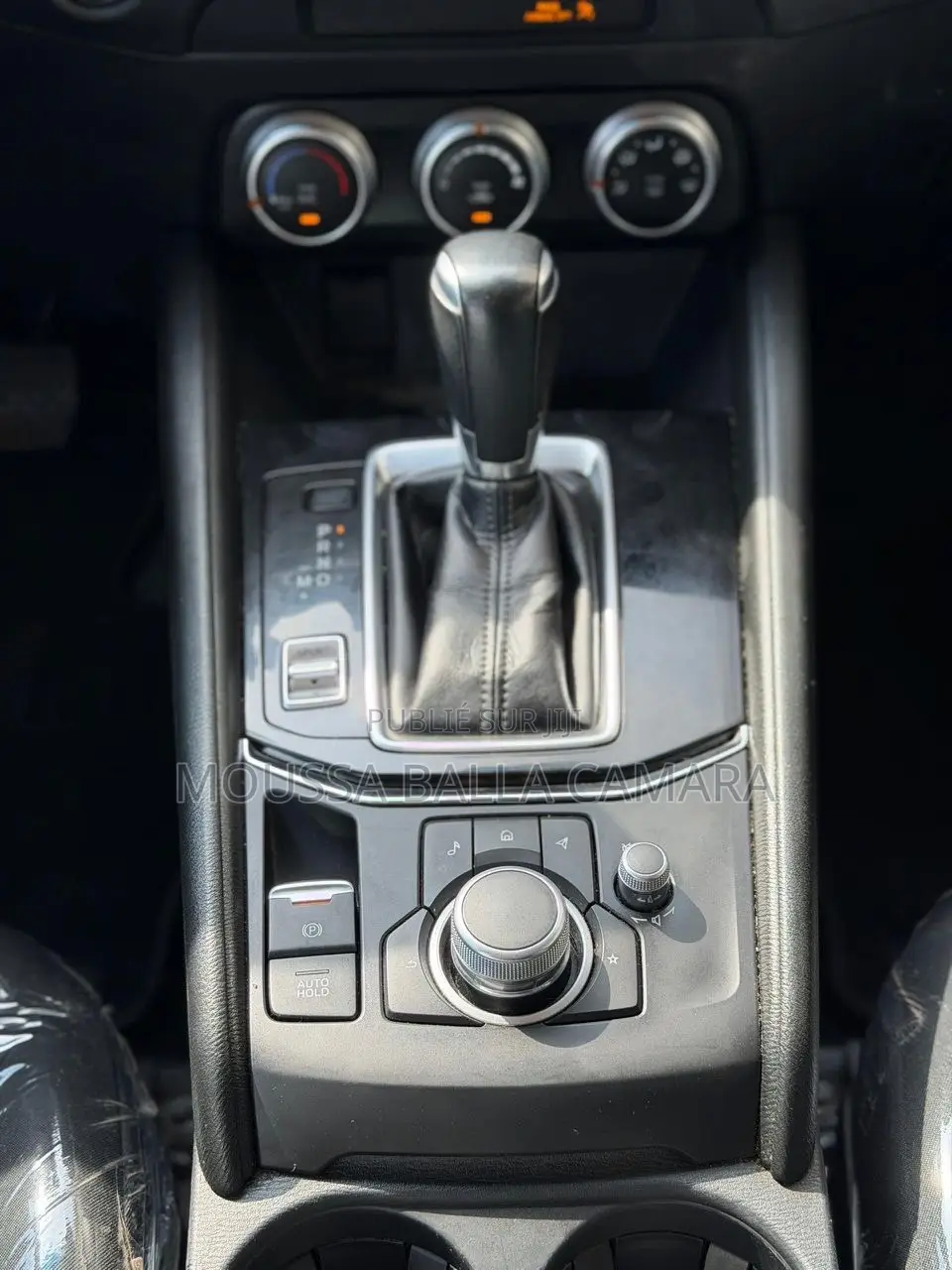 Mazda AZ 2022 Bleu