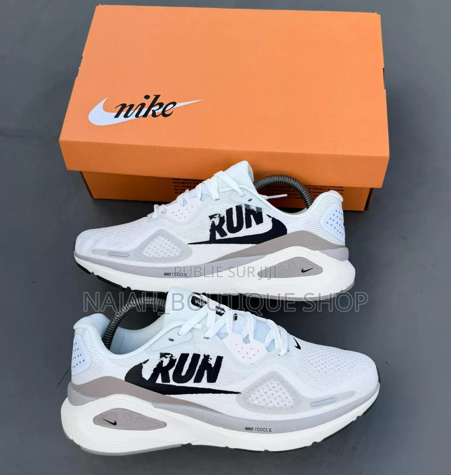 Nike Structure 26 "Run Pack