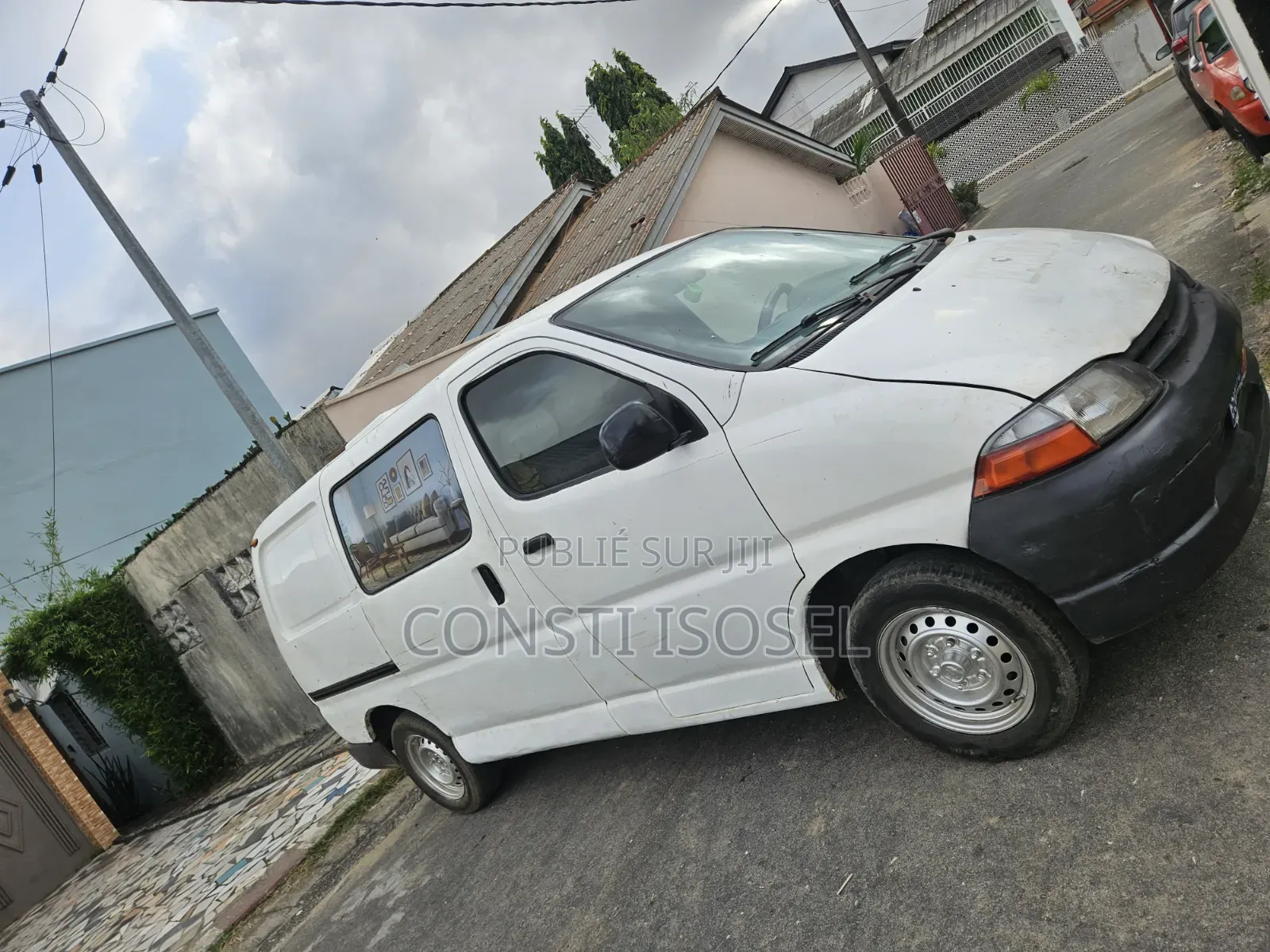 Toyota HiAce 1998 Blanc
