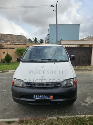 Toyota HiAce 1998 Blanc