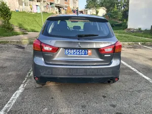 Mitsubishi ASX 2016 Gris