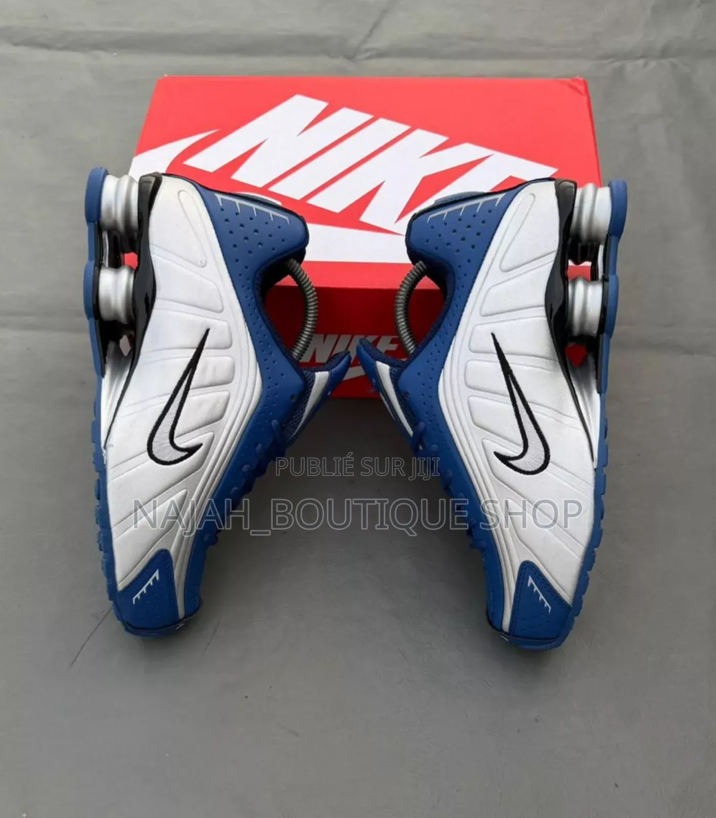 Nike Shox R4