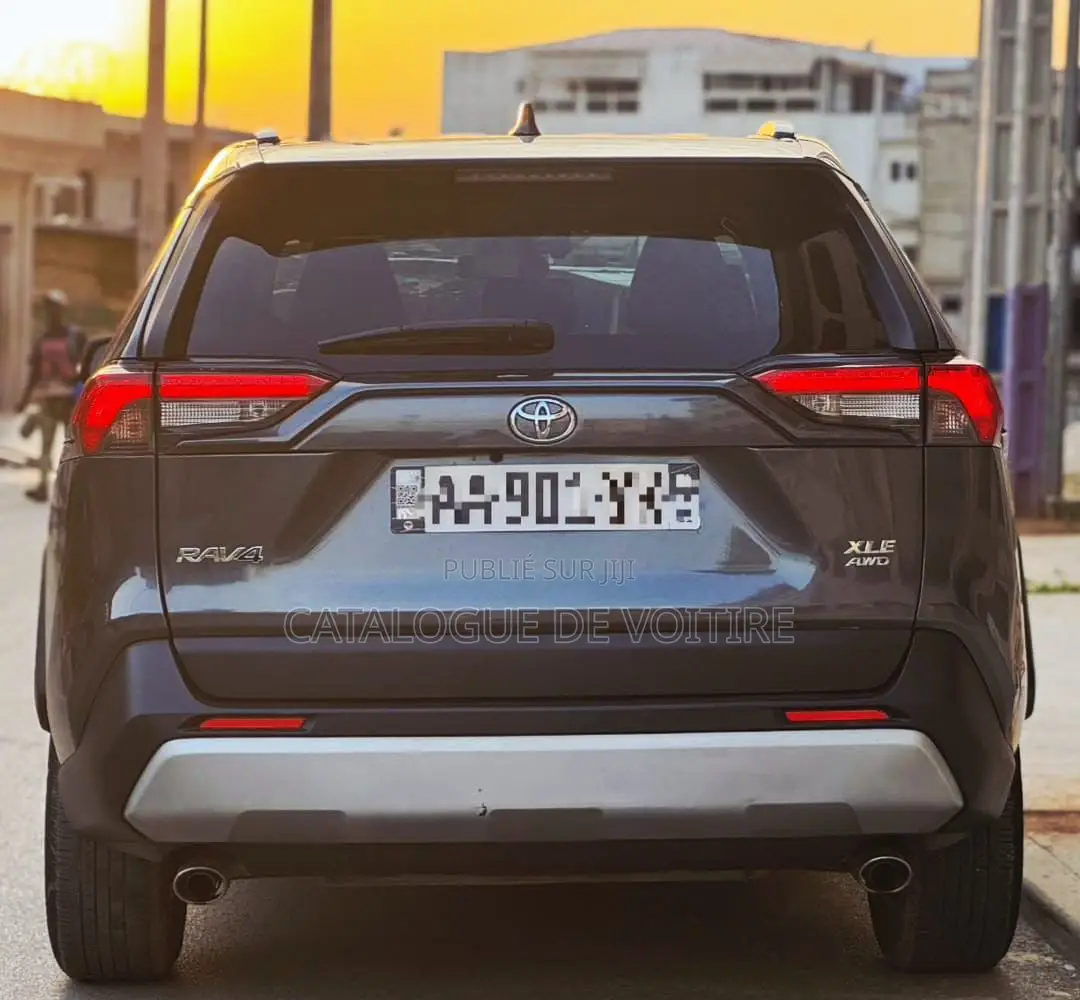 Toyota RAV4 2020 Noir