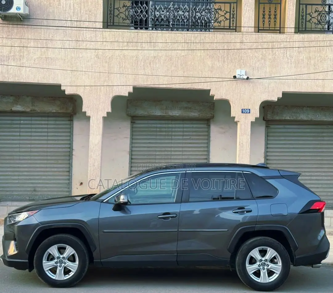Toyota RAV4 2020 Noir