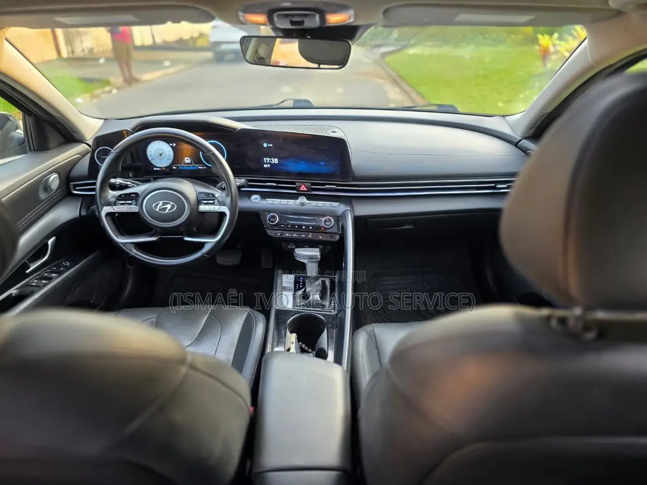 Hyundai Elantra 2022 Noir