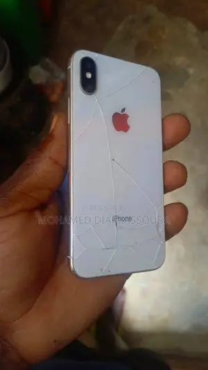 Apple iPhone X 64 GB Autre
