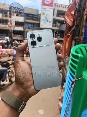 Nouveau Tecno Spark 40 256 GB Gris