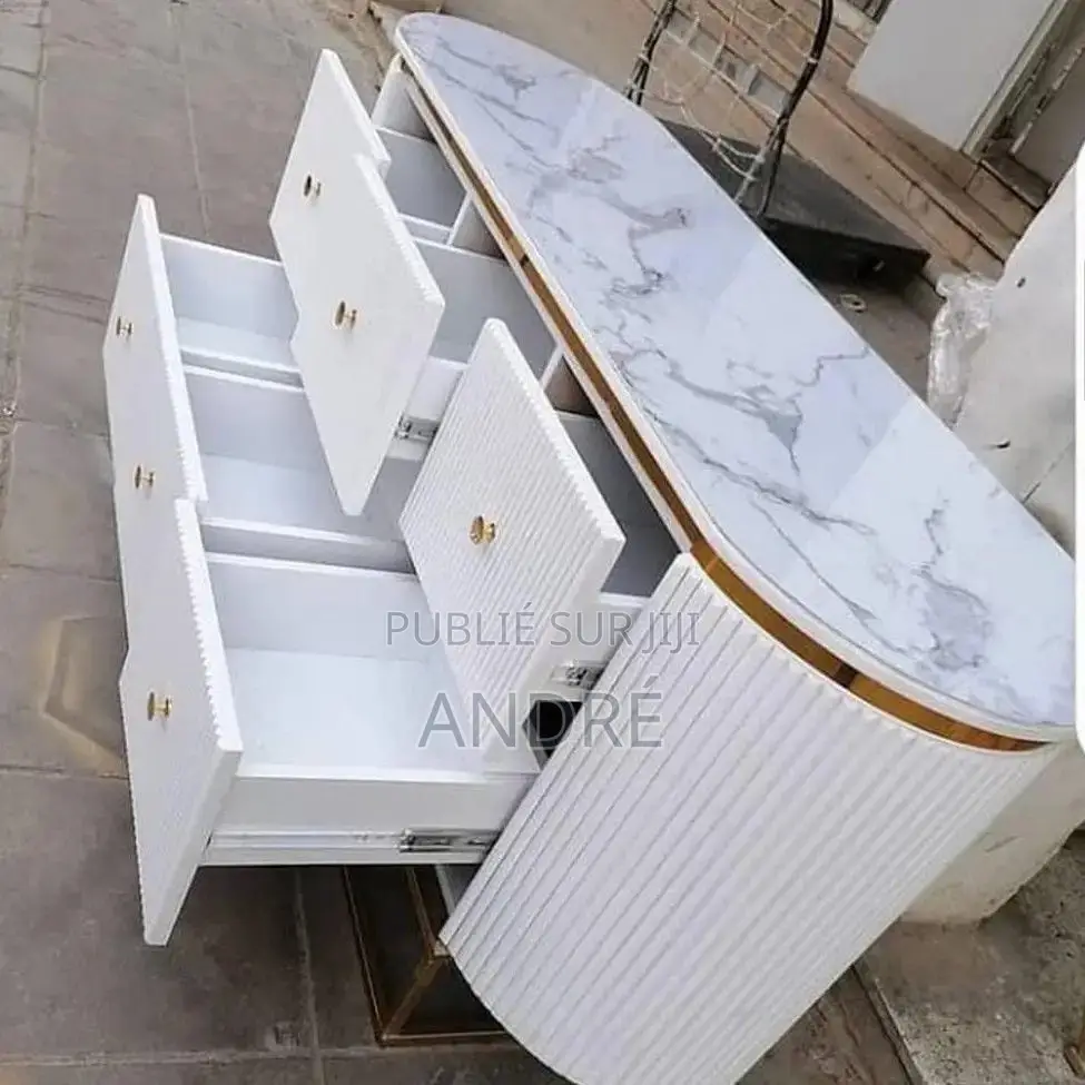 Table Centrale