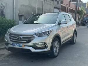 Hyundai Santa Fe 2018 Gris