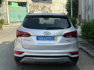 Hyundai Santa Fe 2018 Gris