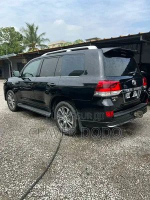 Toyota Land Cruiser 2020 Noir