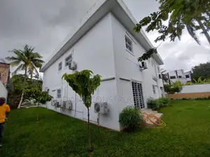 6chbre Duplex dans Deux Plateaux à Vendre