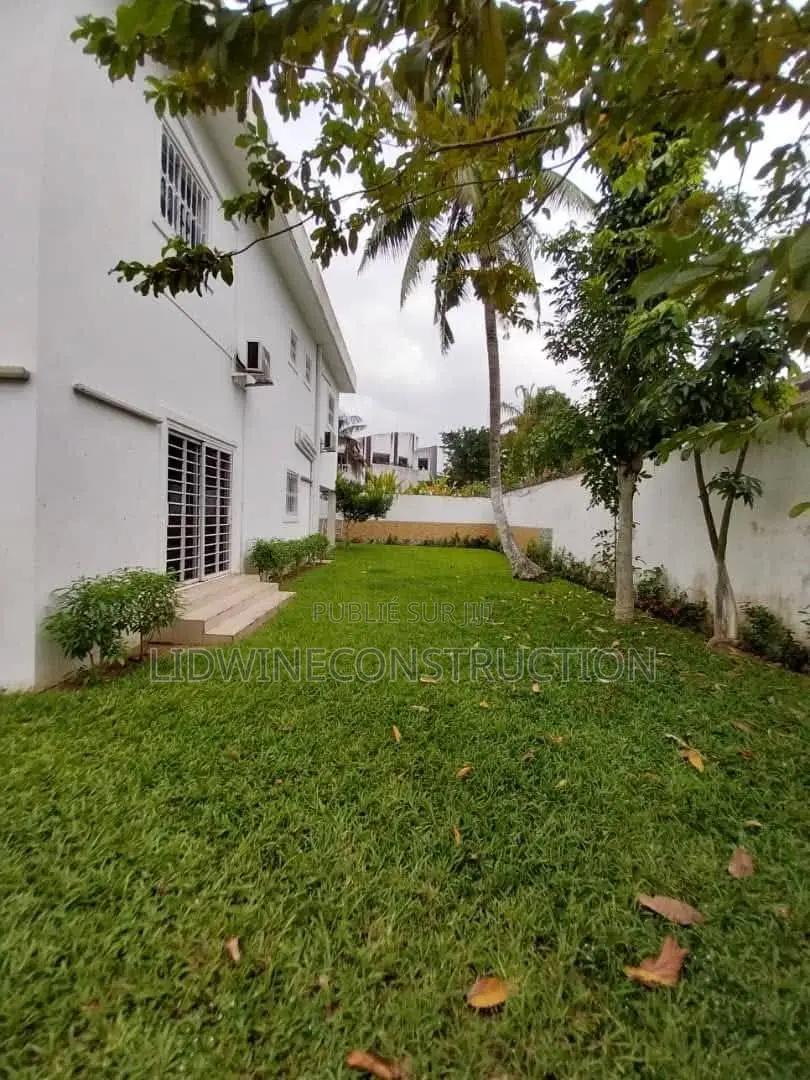 6chbre Duplex dans Deux Plateaux à Vendre