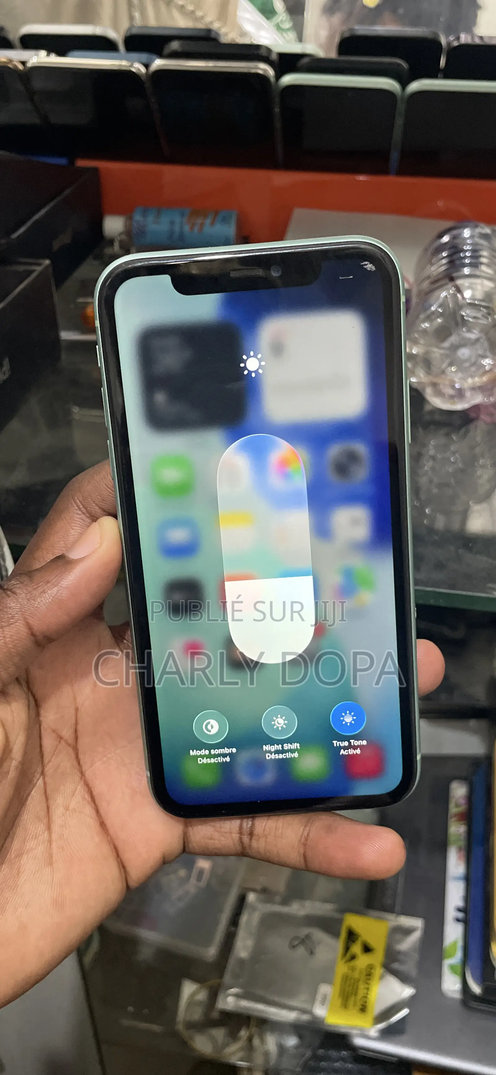 Apple iPhone 11 64 GB Vert