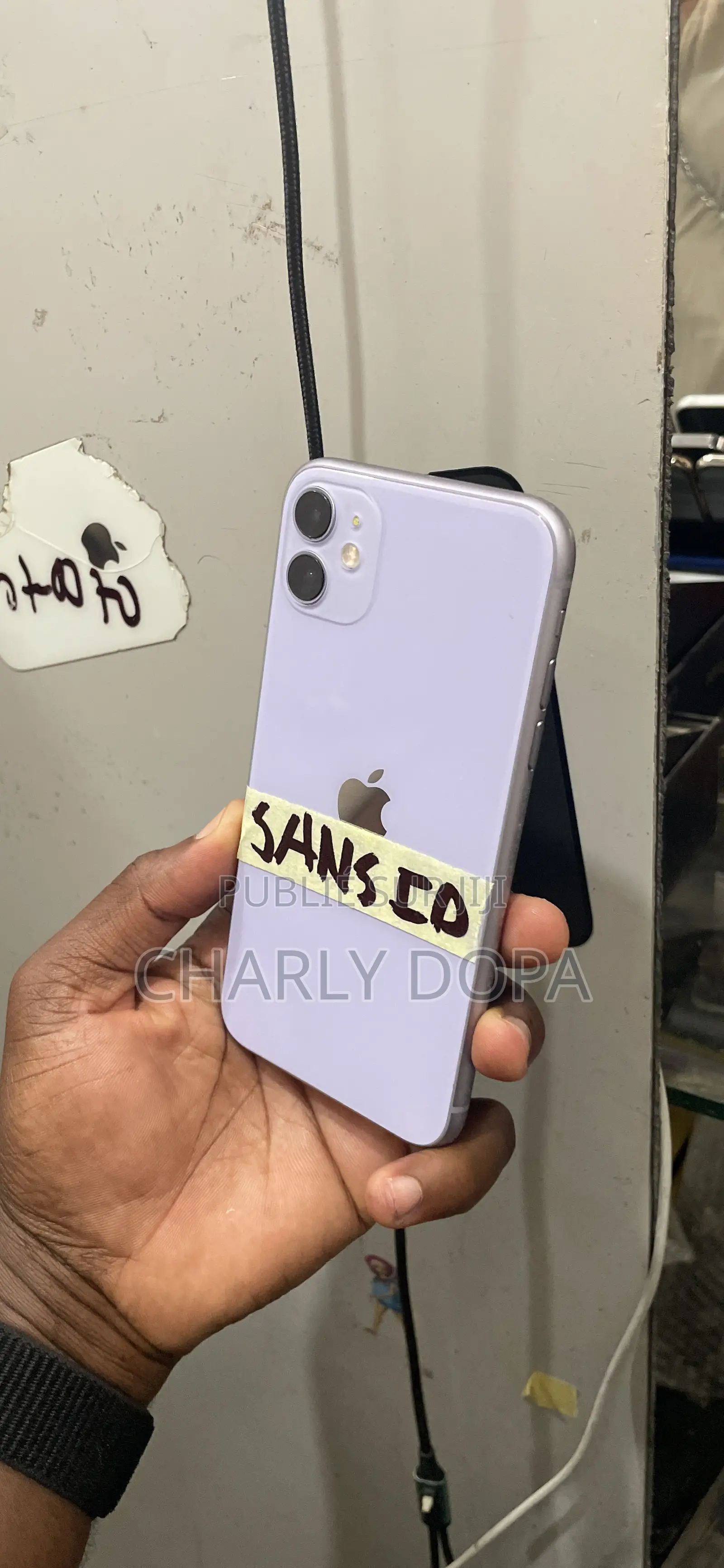 Apple iPhone 11 64 GB Violet