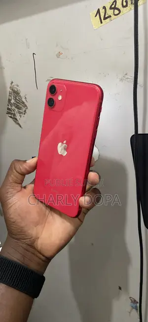 Apple iPhone 11 64 GB Rouge