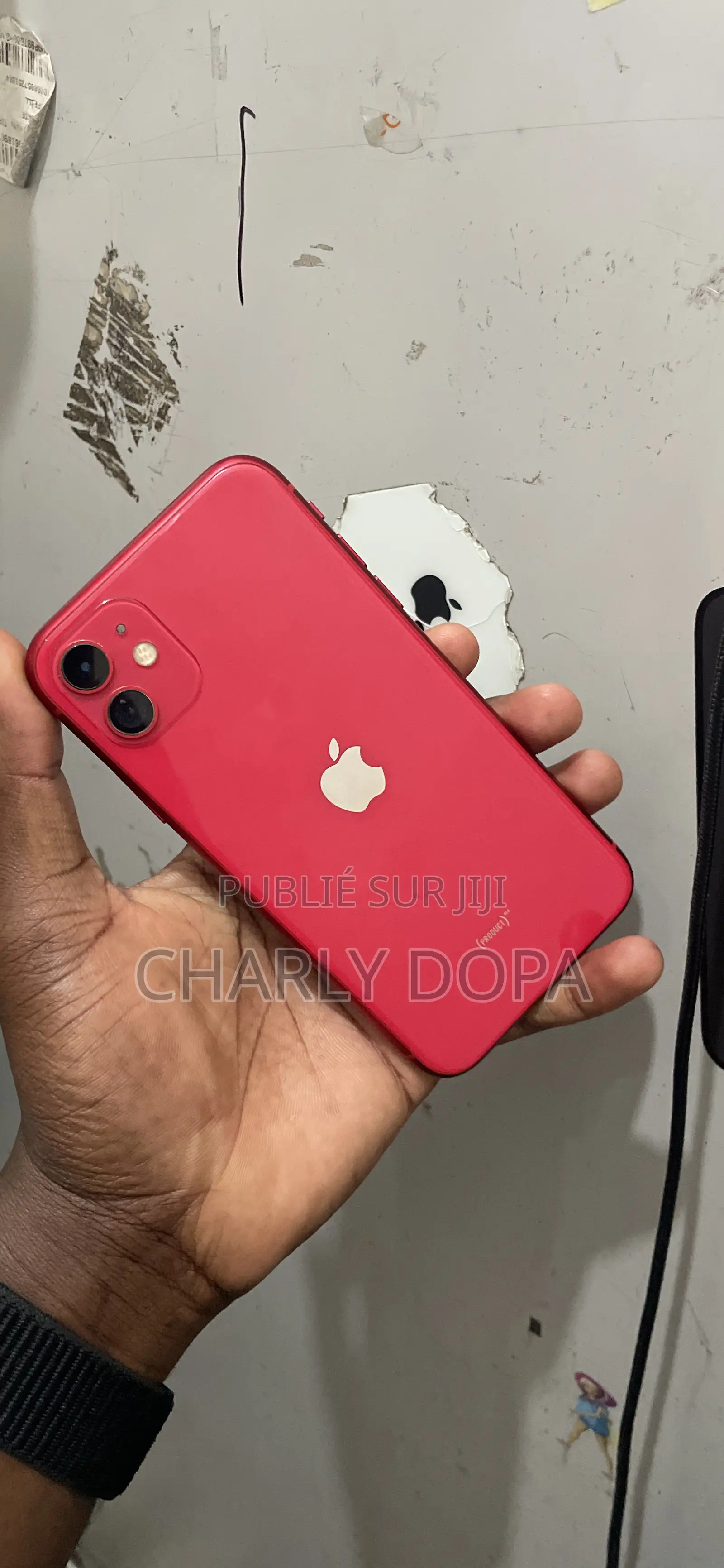 Apple iPhone 11 64 GB Rouge