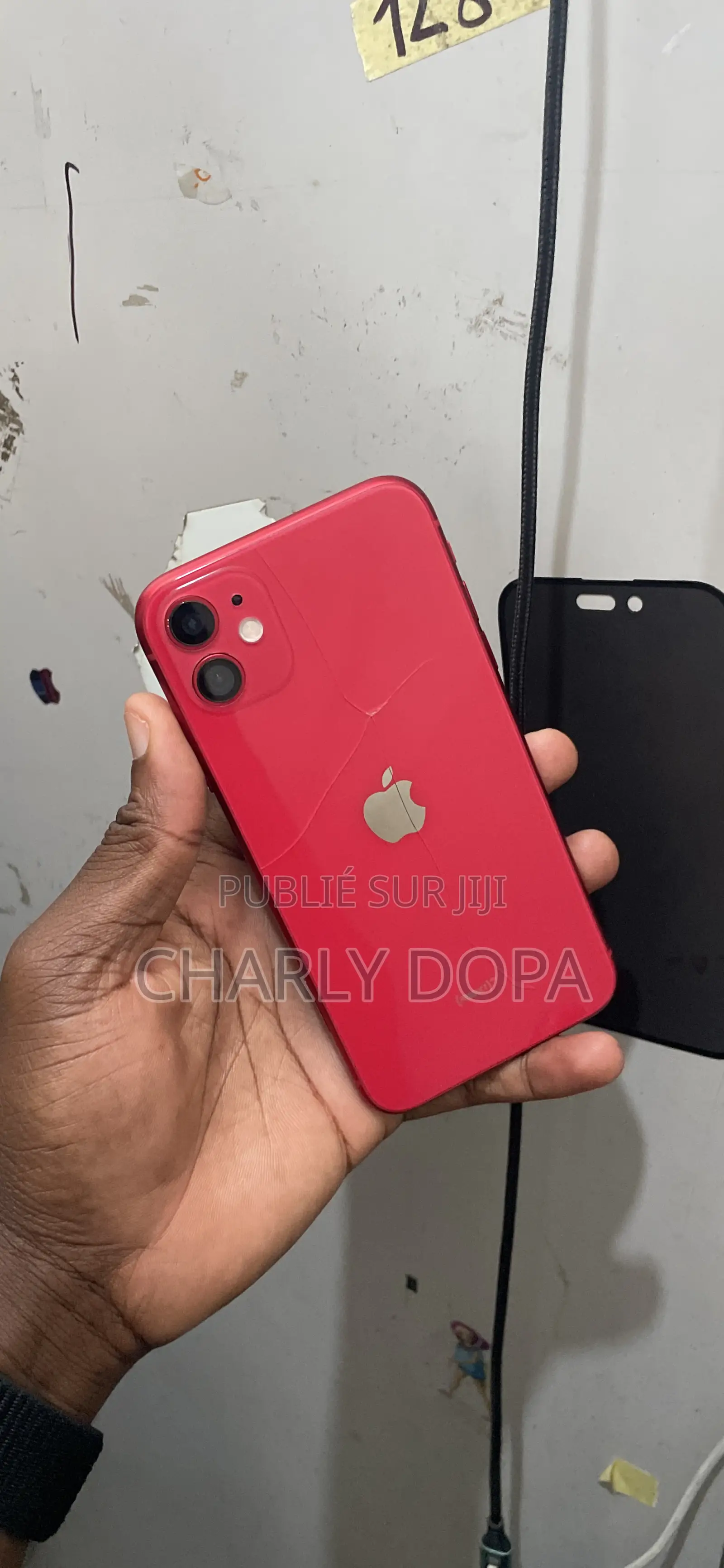Apple iPhone 11 64 GB Rouge