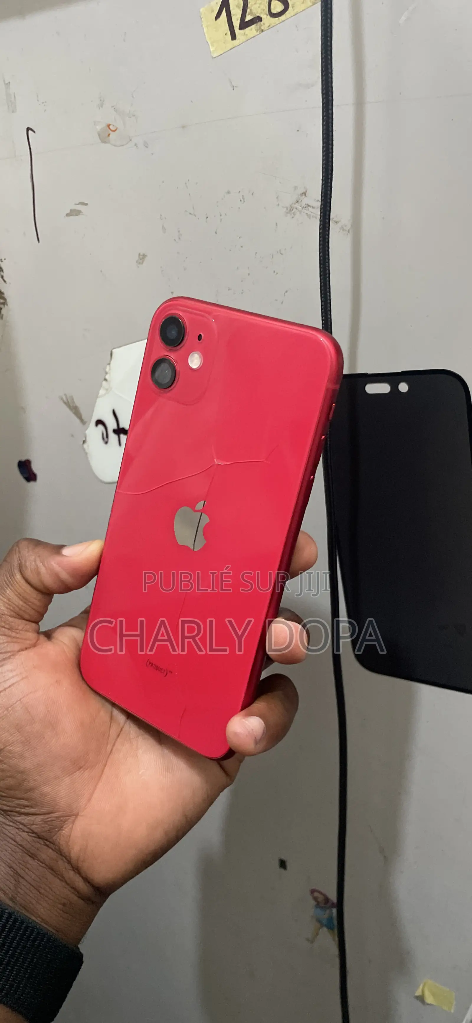 Apple iPhone 11 64 GB Rouge