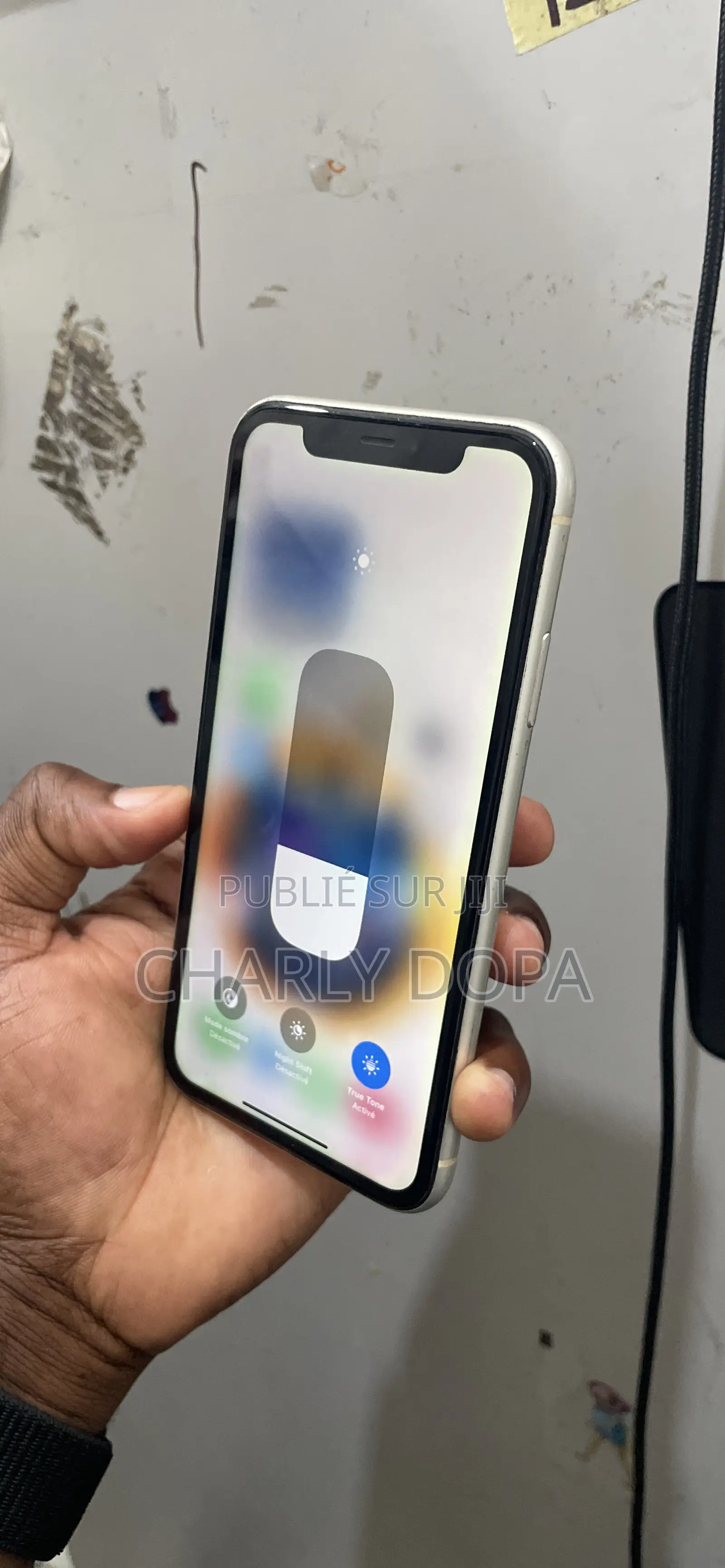 Apple iPhone 11 64 GB Blanc