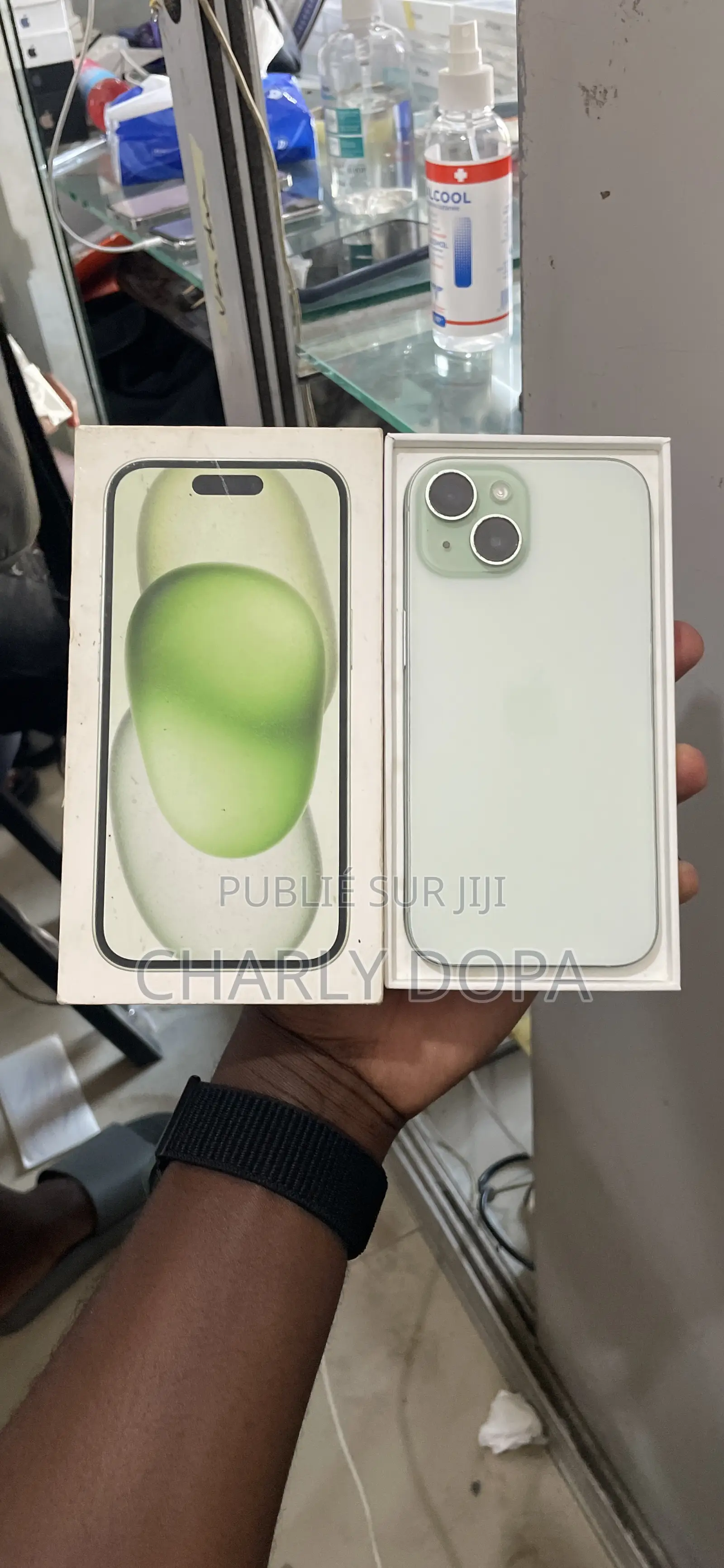 Apple iPhone 15 128 GB Vert