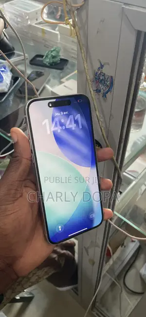 Apple iPhone 15 Plus 128 GB Bleu