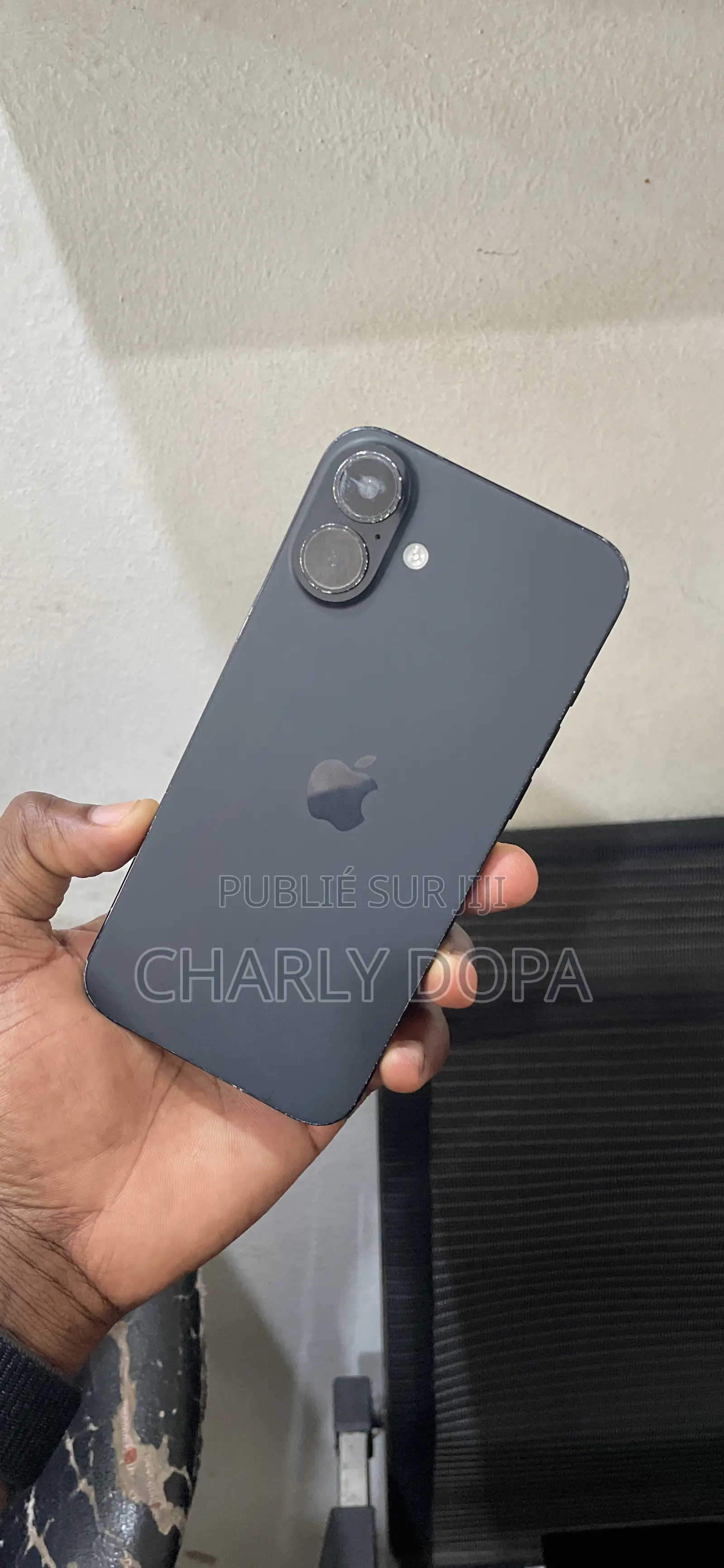 Apple iPhone 16 Plus 128 GB Noir