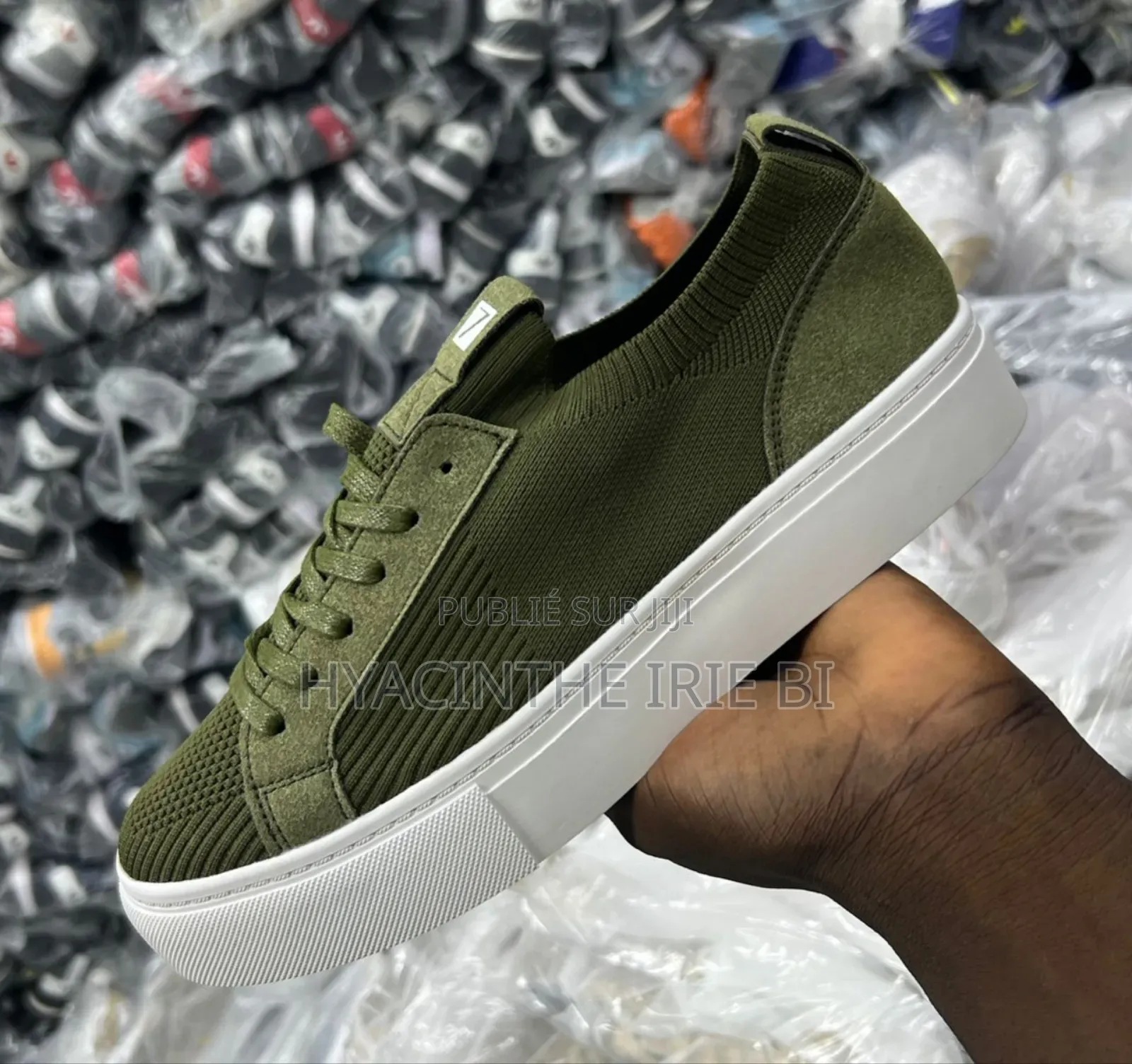 Zara Sneakes Original Qualité Irréprochable P40-45 Style,