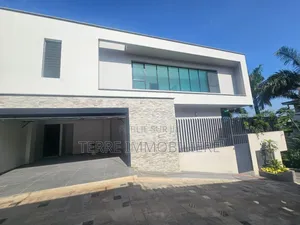 4chbre Duplex dans La Terre Immobilière, Cocody à Louer