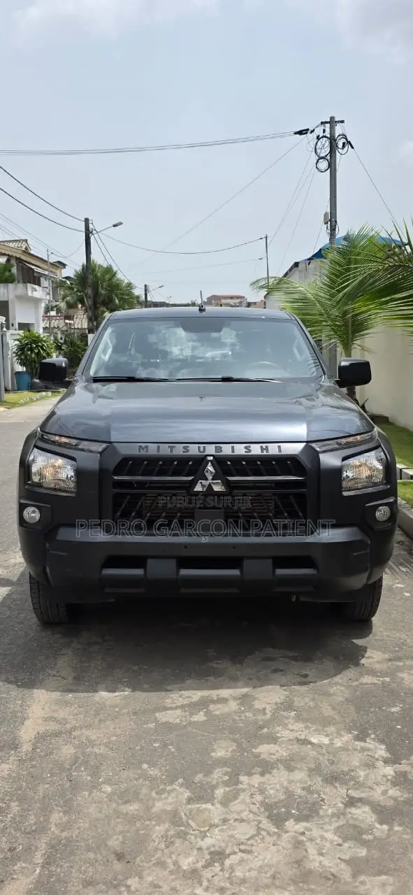 Mitsubishi L200 2025 Noir Mat