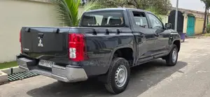 Mitsubishi L200 2025 Noir Mat