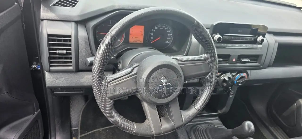 Mitsubishi L200 2025 Noir Mat