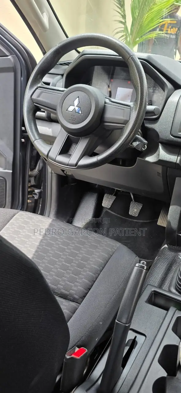 Mitsubishi L200 2025 Noir Mat