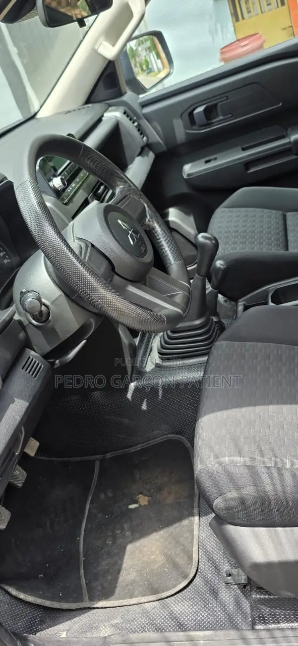 Mitsubishi L200 2025 Noir Mat