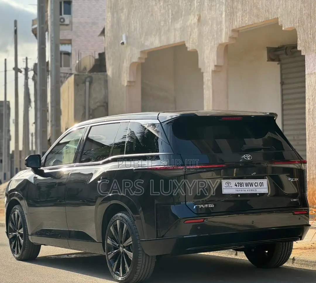 Nouveau Toyota bZ3 2025 Noir