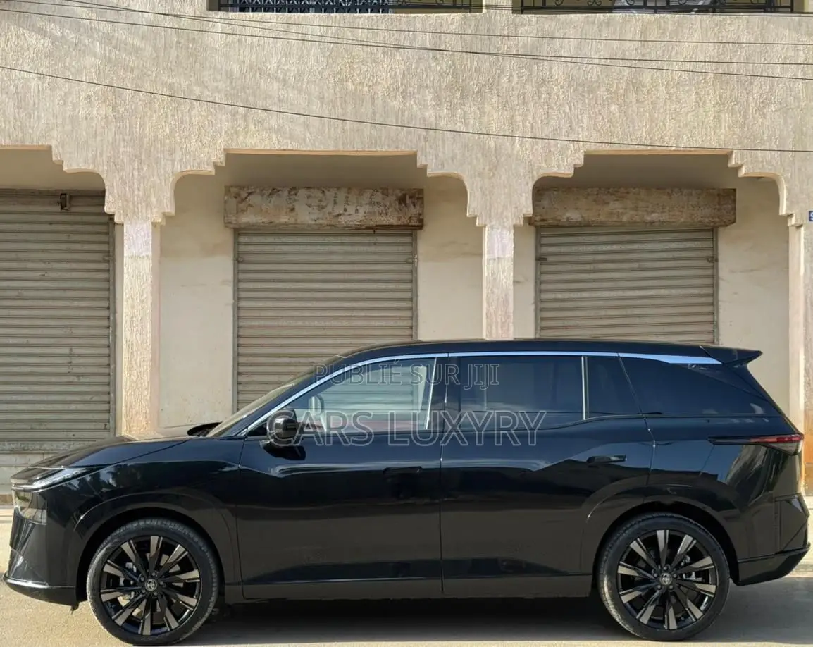 Nouveau Toyota bZ3 2025 Noir