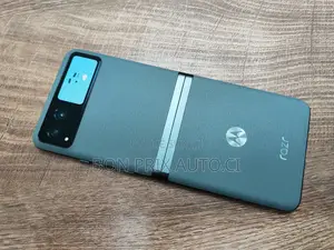 Nouveau Motorola Razr 40 128 GB Vert