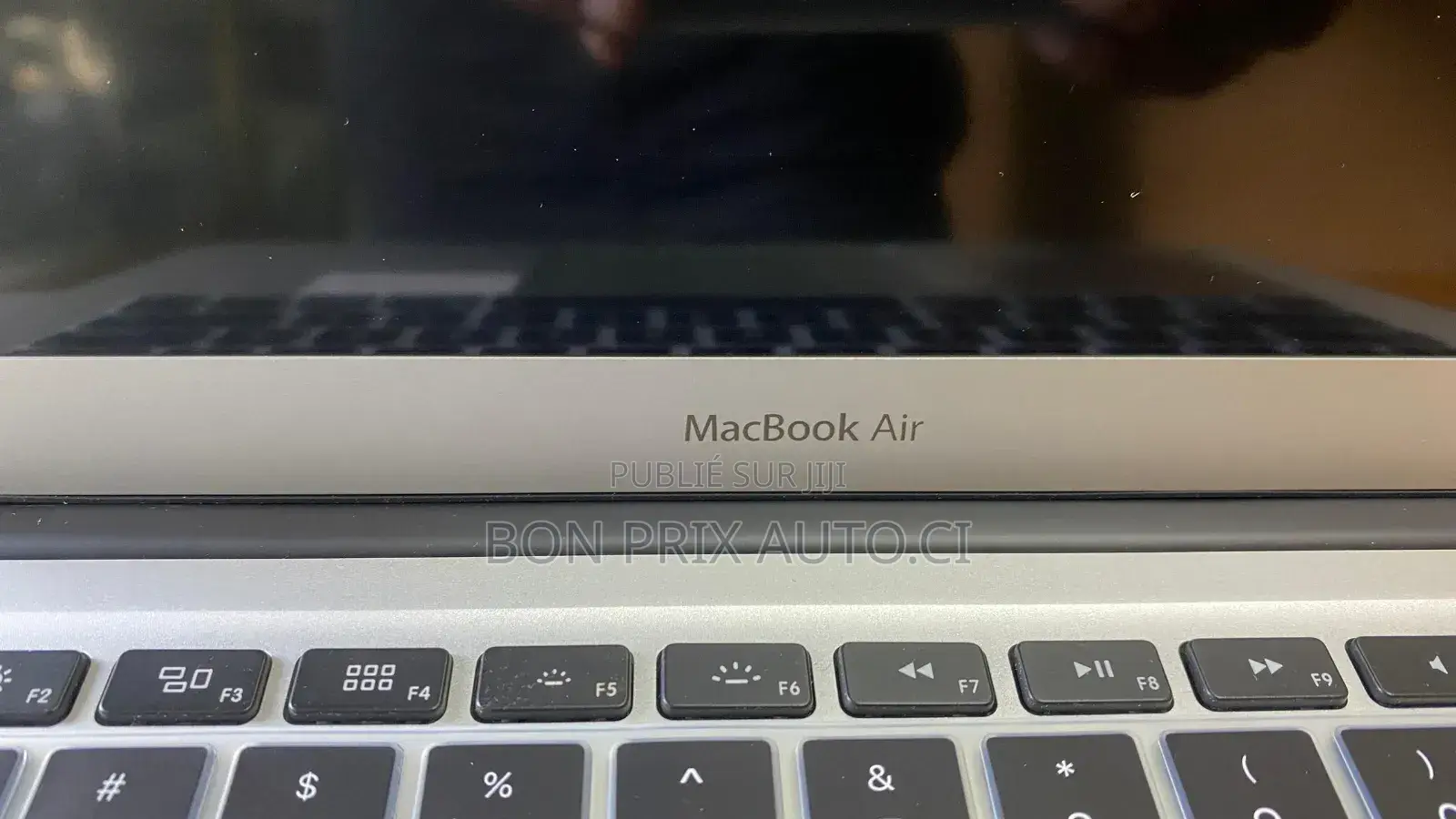 Nouveau Apple MacBook Air 2017 8GB Intel Core i5 HDD 250GB