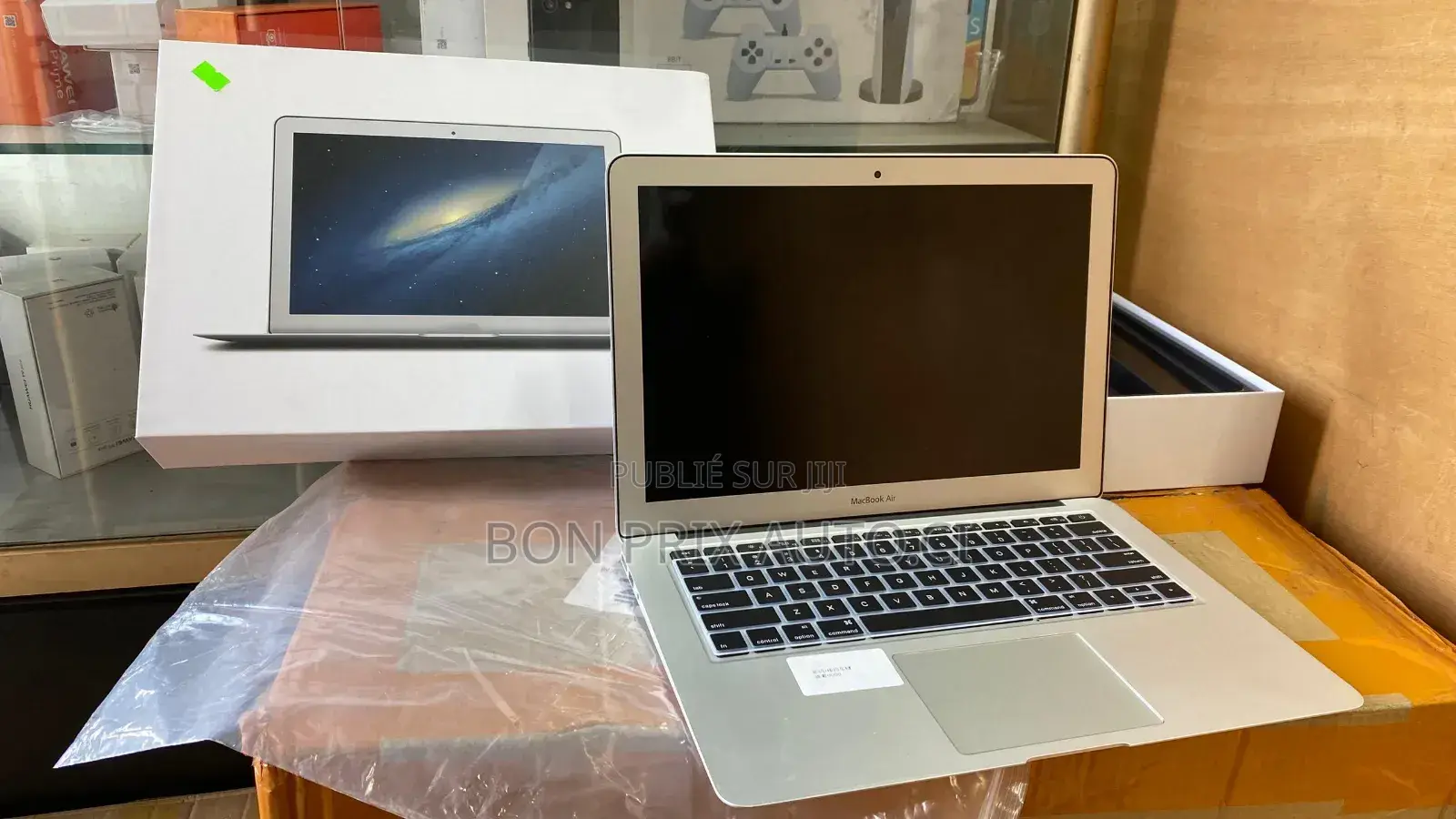 Nouveau Apple MacBook Air 2017 8GB Intel Core i5 HDD 250GB