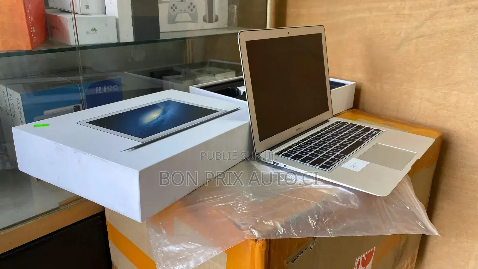 Nouveau Apple MacBook Air 2017 8GB Intel Core i5 HDD 250GB