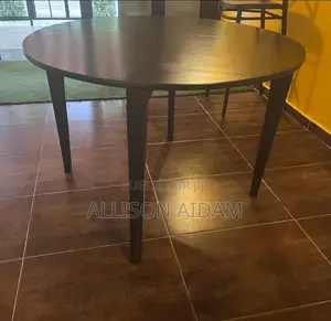 Table À Manger De Fabrication Artisanale