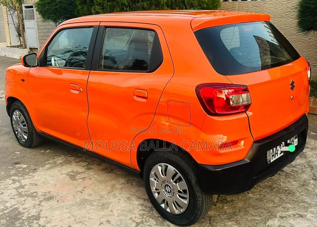 Suzuki S-Presso 2024 Orange