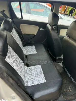 Suzuki Alto 2023 Orange