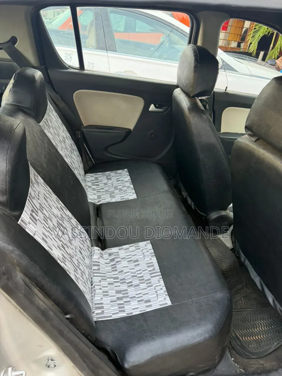 Suzuki Alto 2023 Orange
