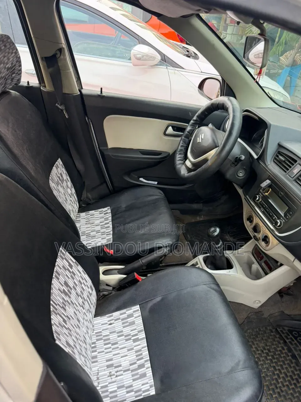 Suzuki Alto 2023 Orange