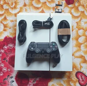 Ps4 Fat en Vente, Très Bon État Avec 15 Jeux, l'État Est De 10/10
